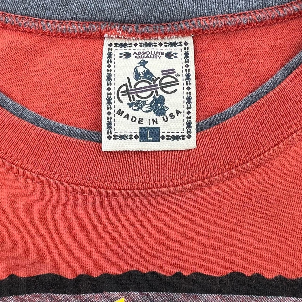 Willie Nelson Spirit Shirt & Scarf - Picture 7 of 8